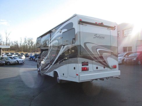 Used 2013 Mercedes-Benz Sprinter 3500 image 10