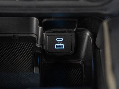 Certified 2025 Ford Bronco Badlands image 32