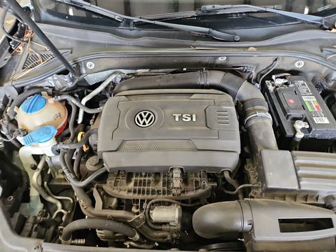 Used 2017 Volkswagen Passat 1.8T SE image 15