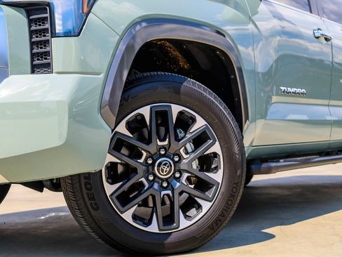 Used 2024 Toyota Tundra Limited AWD/4WD image 2