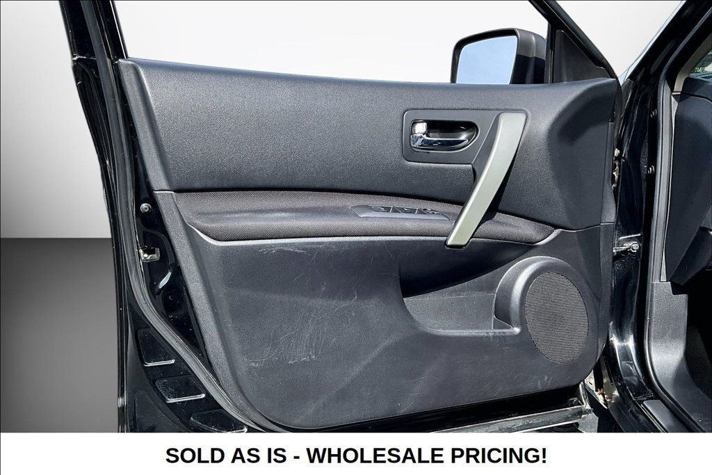 Used 2013 Nissan Rogue SV FWD image 23