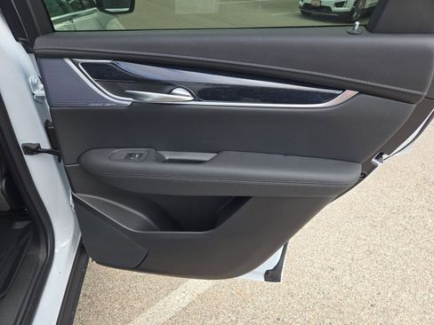 New 2025 Cadillac XT5 Premium Luxury w/ LPO, Red Accent Package image 9