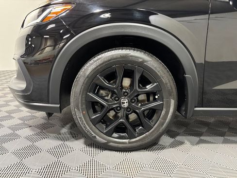 Certified 2024 Honda HR-V Sport image 9