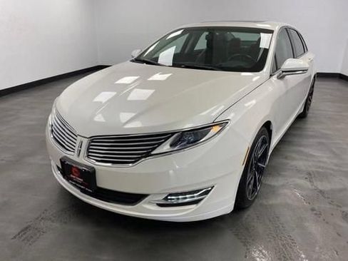 Used 2016 Lincoln MKZ AWD w/ Equipment Group 300A Reserve image 2