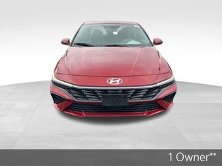 Used 2025 Hyundai Elantra SEL FWD video 2