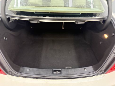 Used 2014 Mercedes-Benz C 300 4MATIC Sedan image 9