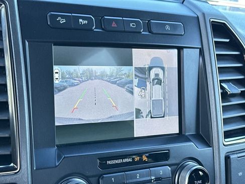 Used 2018 Ford F150 Raptor w/ Equipment Group 802A Luxury image 20