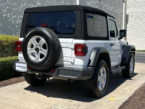 Used 2020 Jeep Wrangler Sport AWD/4WD image 8