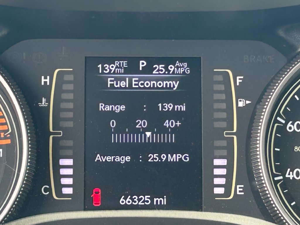 Used 2019 Jeep Cherokee Latitude w/ Popular Appearance Group AWD/4WD image 21