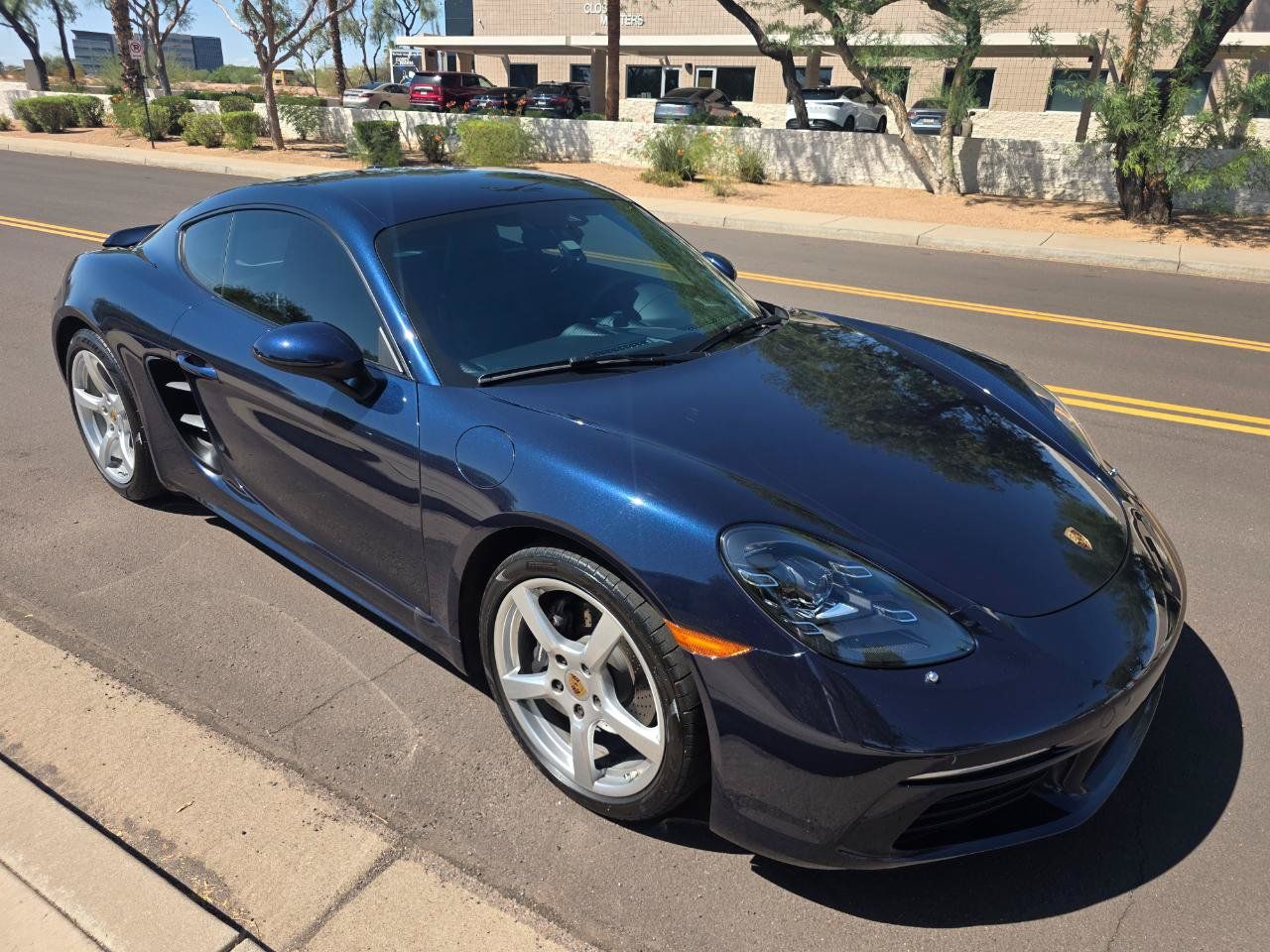 Used 2018 Porsche 718 Cayman RWD image 32