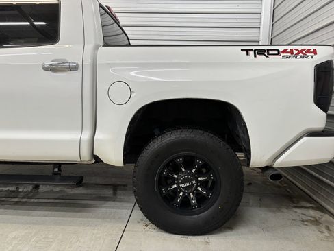 Used 2018 Toyota Tundra SR5 image 8
