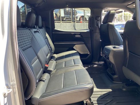 Used 2026 GMC Sierra EV Denali AWD/4WD image 17