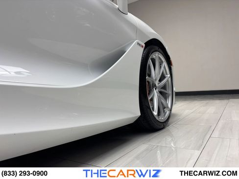 Used 2024 McLaren 750S Spider image 53