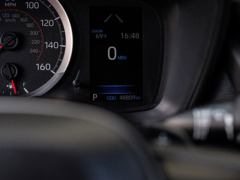 Used 2021 Toyota Corolla SE image 27