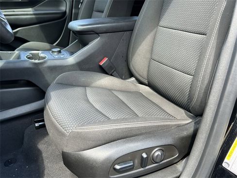 Used 2022 GMC Terrain SLE w/ Driver Convenience Package image 23