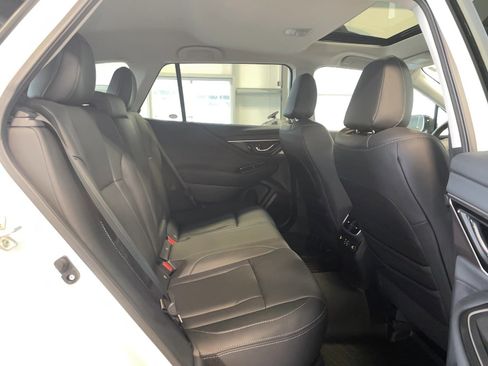 Used 2025 Subaru Outback Touring XT AWD/4WD image 22