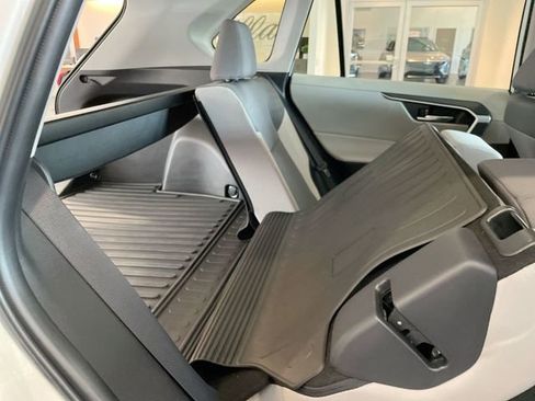 Used 2025 Toyota RAV4 XLE w/ Convenience Package AWD/4WD image 17