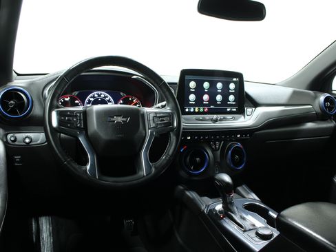 Used 2023 Chevrolet Blazer RS w/ Enhanced Convenience Package FWD image 2