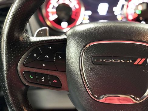 Used 2022 Dodge Challenger R/T Scat Pack w/ Driver Convenience Group RWD image 28