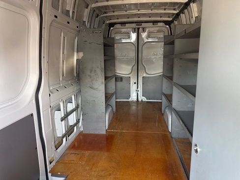 Used 2014 Mercedes-Benz Sprinter 3500 image 11