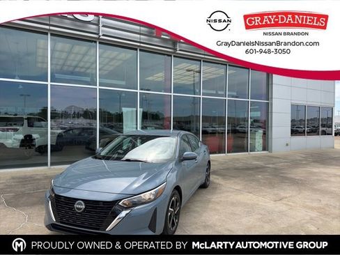 Used 2024 Nissan Sentra SV image 1