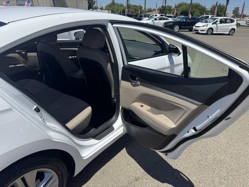 Used 2020 Hyundai Elantra Value Edition w/ Cargo Package (C1) FWD image 18