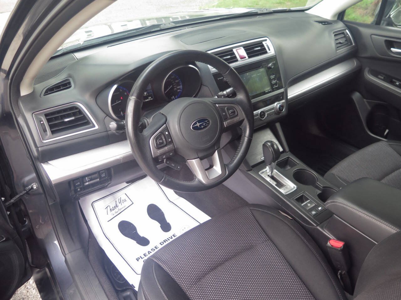 Used 2016 Subaru Outback 2.5i Premium AWD/4WD image 7