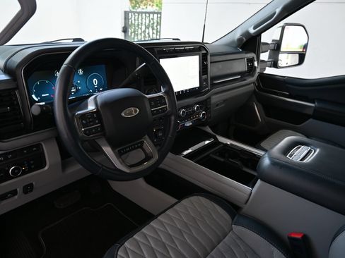 Used 2024 Ford F350 Limited w/ FX4 Off-Road Package AWD/4WD image 3