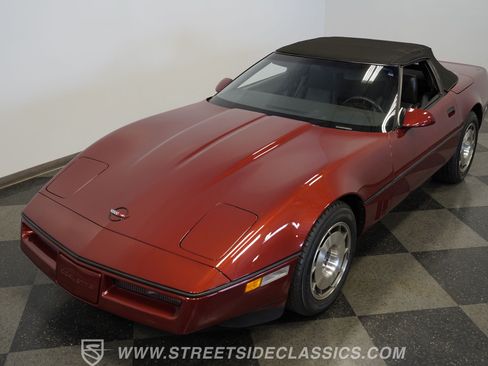 Used 1987 Chevrolet Corvette Convertible RWD image 22