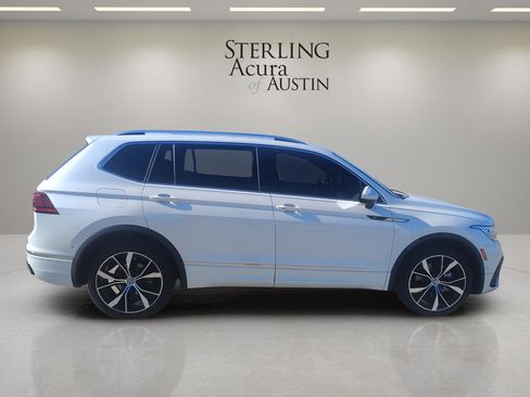Used 2022 Volkswagen Tiguan SEL R-Line image 4