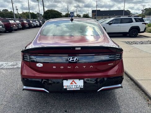 Used 2024 Hyundai Sonata SEL AWD/4WD image 5