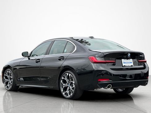 Used 2026 BMW 330i Sedan w/ Premium Package RWD image 3