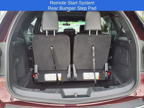 Used 2018 Ford Explorer XLT w/ Equipment Group 202A image 9