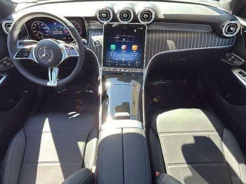 Certified 2026 Mercedes-Benz GLC 300 4MATIC image 5