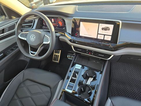 New 2026 Volkswagen Atlas Peak Edition image 11