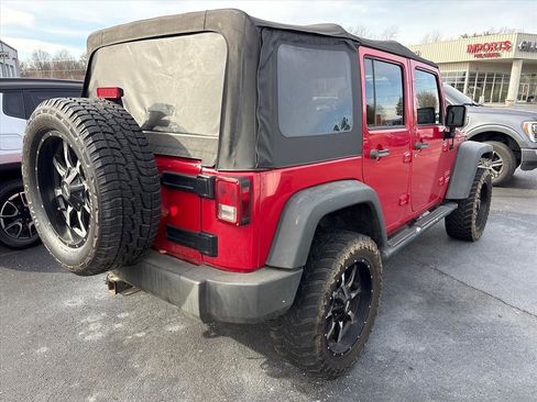 Used 2010 Jeep Wrangler Unlimited Sport image 3