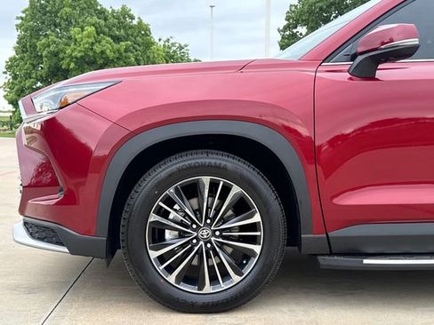 New 2026 Toyota Grand Highlander AWD Hybrid image 5