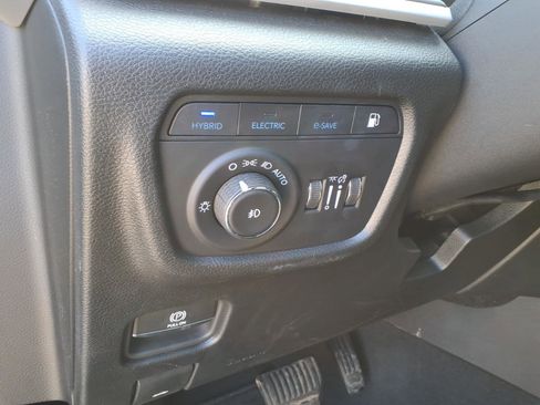 Used 2024 Jeep Grand Cherokee Limited 4xe AWD/4WD image 10