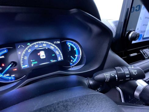 Used 2023 Toyota RAV4 XSE image 19