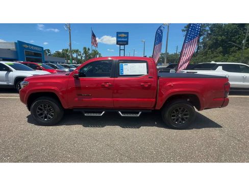 Used 2023 Toyota Tacoma SR5 w/ Technology Package AWD/4WD image 5
