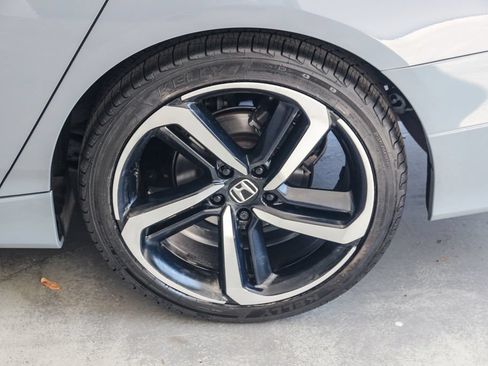 Used 2021 Honda Accord Sport image 12