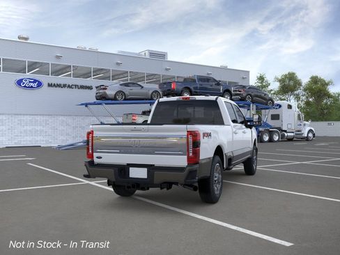 New 2026 Ford F250 King Ranch w/ FX4 Off-Road Package AWD/4WD image 8