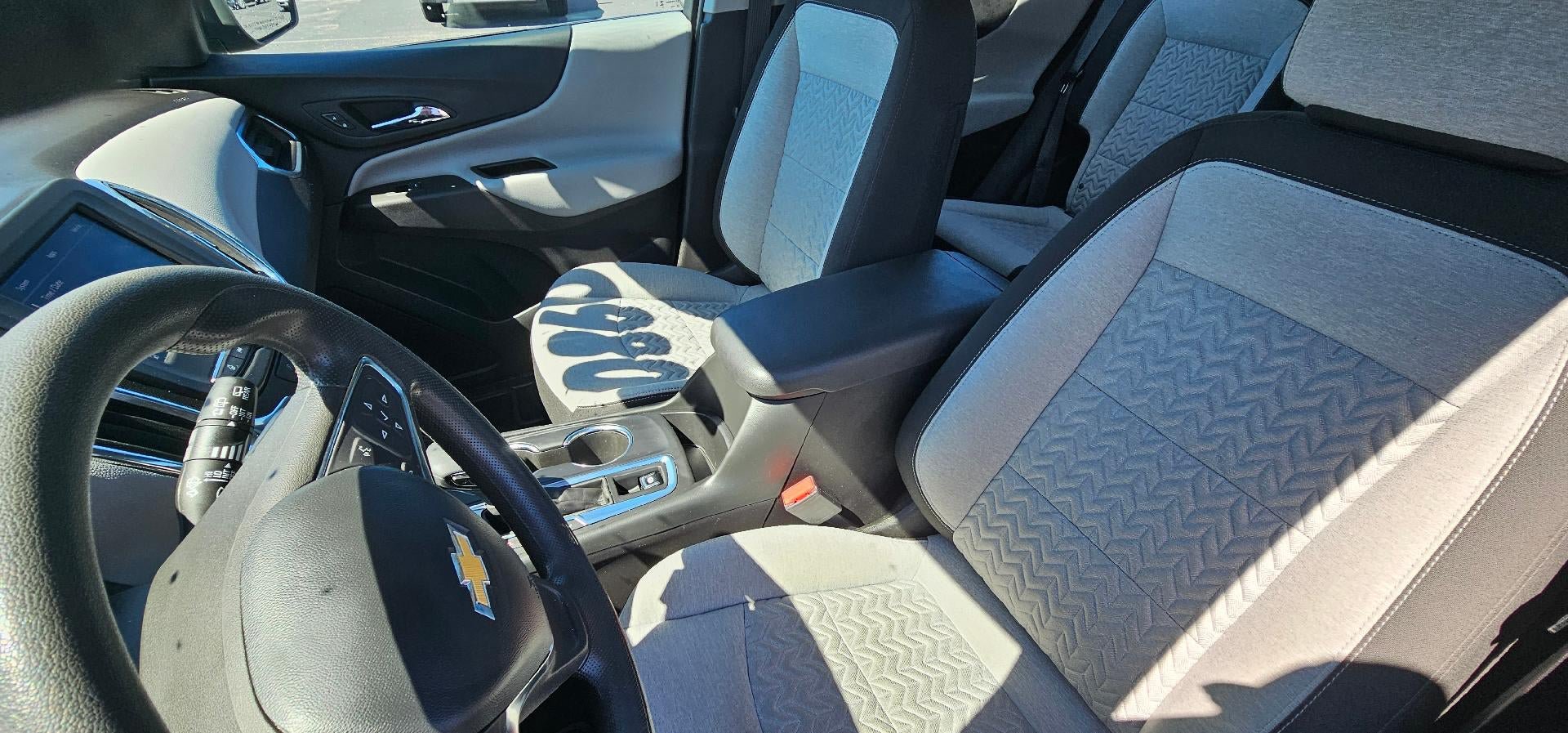 Used 2024 Chevrolet Equinox LS w/ LPO, Floor Liner Package FWD image 10