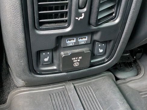 Used 2021 Dodge Durango R/T w/ Tow 'N Go Package AWD/4WD image 16