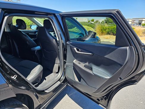 Used 2024 Kia EV6 Wind RWD image 29