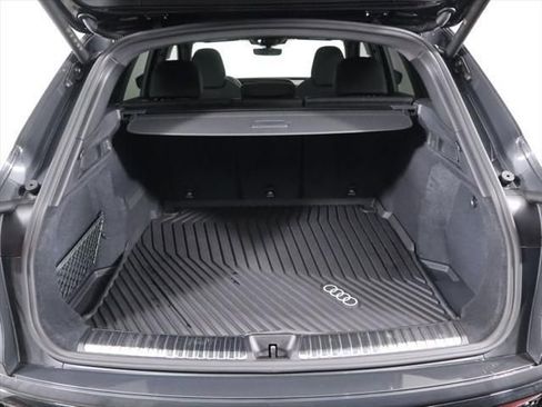 New 2025 Audi SQ5 Premium Plus image 30