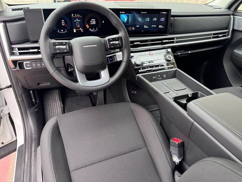 New 2026 Hyundai Santa Fe SE FWD image 2