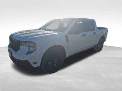 Used 2025 Ford Maverick XLT w/ XLT Luxury Package AWD/4WD image 3