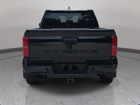 Used 2024 Toyota Tacoma SR5 AWD/4WD image 6