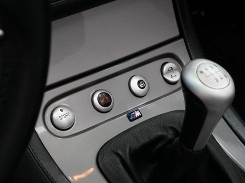 Used 2002 BMW Z8 RWD image 28
